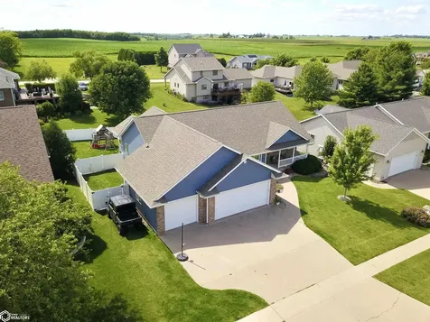 1935 Reed Street Grinnell IA 50112