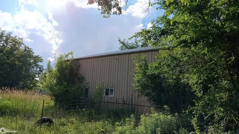 375 Milwaukee Avenue Ainsworth IA 52201