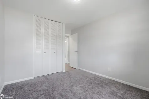702 Broadway Street West Burlington IA 52655