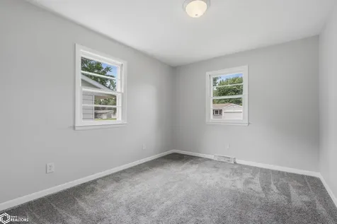 702 Broadway Street West Burlington IA 52655