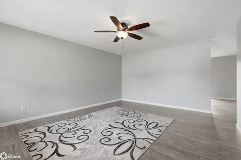 702 Broadway Street West Burlington IA 52655