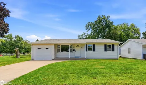 702 Broadway Street West Burlington IA 52655