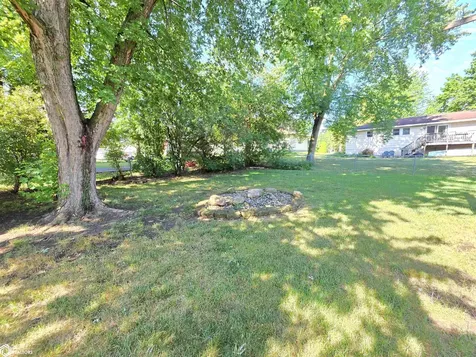 3 Mississippi Circle Mason City IA 50401