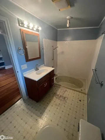 402 W Hempstead Avenue Fairfield IA 52556