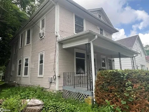 402 W Hempstead Avenue Fairfield IA 52556