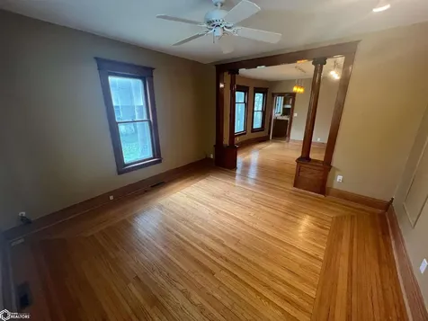 402 W Hempstead Avenue Fairfield IA 52556