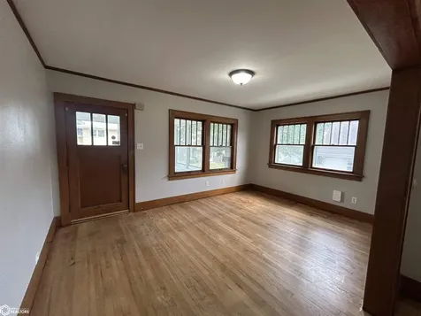 108 N 15th Street Marshalltown IA 50158