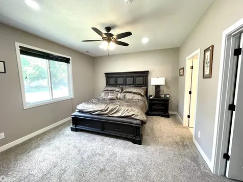 502 N H Street Oskaloosa IA 52577