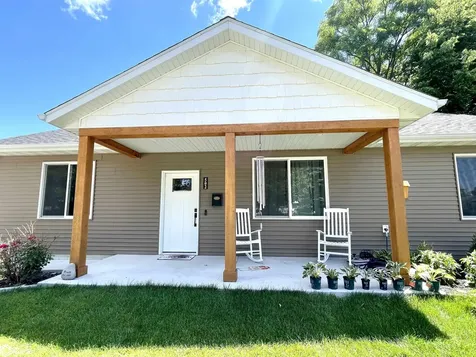 502 N H Street Oskaloosa IA 52577