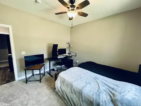 502 N H Street Oskaloosa IA 52577