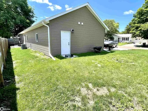 502 N H Street Oskaloosa IA 52577