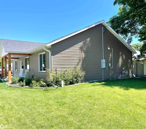 502 N H Street Oskaloosa IA 52577