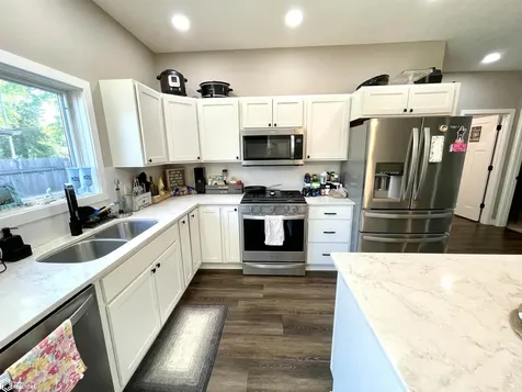 502 N H Street Oskaloosa IA 52577