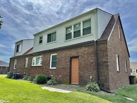 711 7th Avenue Grinnell IA 50112