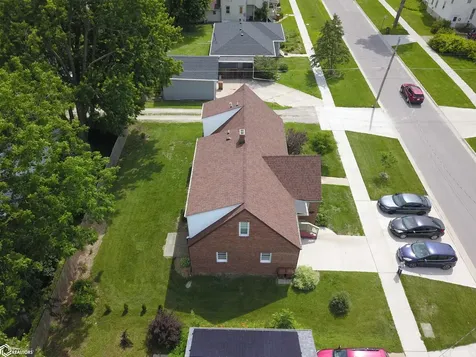 711 7th Avenue Grinnell IA 50112