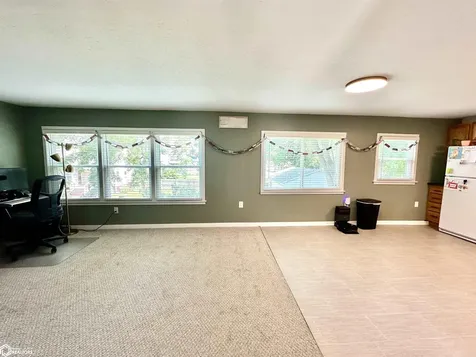 711 7th Avenue Grinnell IA 50112