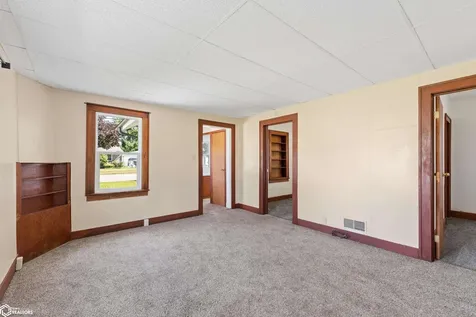 825 15th Street SE Mason City IA 50401