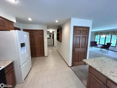 16 Weaver Drive Ottumwa IA 52501