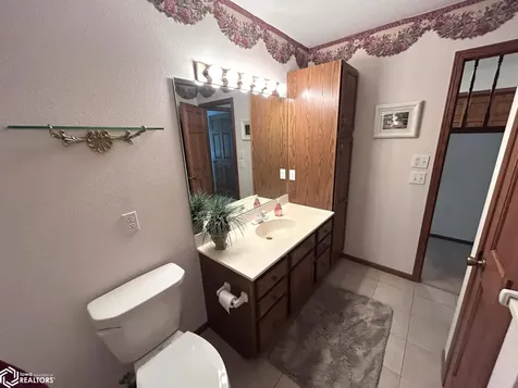 16 Weaver Drive Ottumwa IA 52501