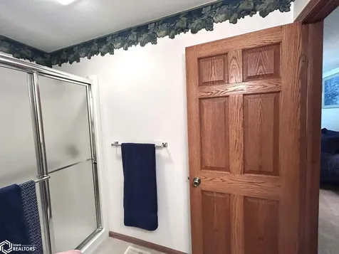 16 Weaver Drive Ottumwa IA 52501