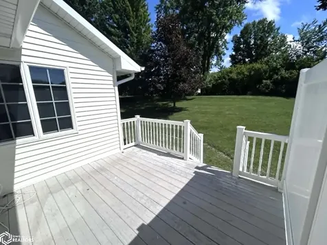 16 Weaver Drive Ottumwa IA 52501