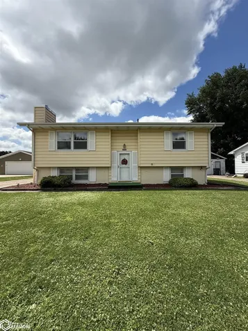 1609 Hillary Avenue Burlington IA 52601