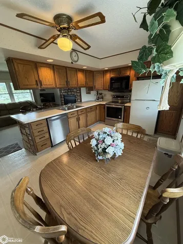 1609 Hillary Avenue Burlington IA 52601