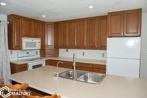 606 Winchester Ottumwa IA 52501