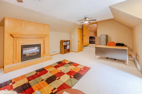 12109 J Avenue Iowa Falls IA 50126
