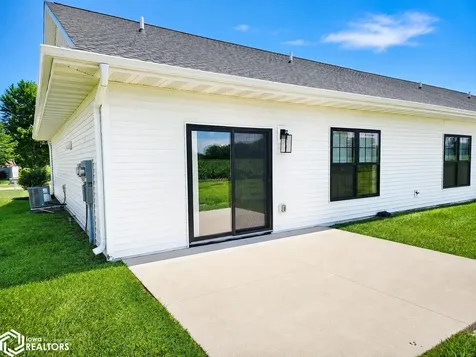 625 Layne Drive West Burlington IA 52655
