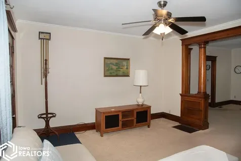 1637 Locust Street Ottumwa IA 52501