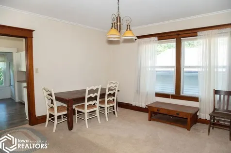 1637 Locust Street Ottumwa IA 52501