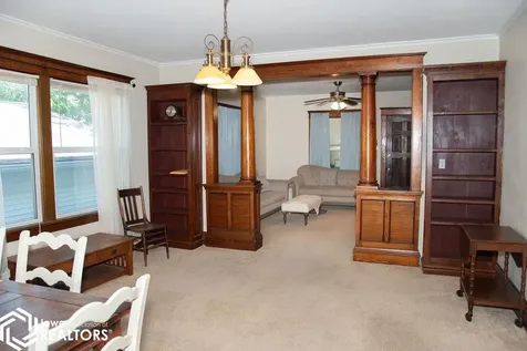 1637 Locust Street Ottumwa IA 52501