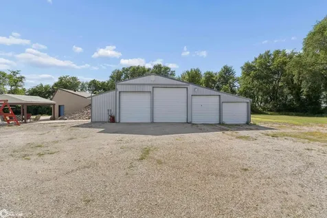 17606 310th Street Mason City IA 50401