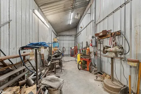 17606 310th Street Mason City IA 50401