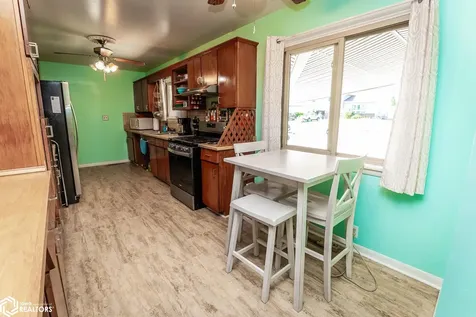 1506 Fremont Street Marshalltown IA 50158