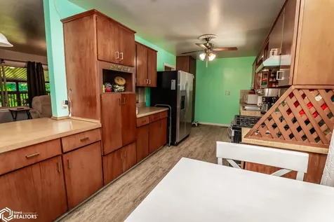 1506 Fremont Street Marshalltown IA 50158