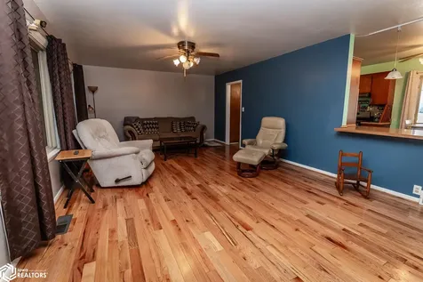 1506 Fremont Street Marshalltown IA 50158