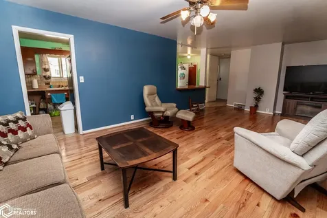 1506 Fremont Street Marshalltown IA 50158