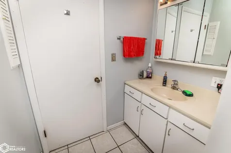 1506 Fremont Street Marshalltown IA 50158