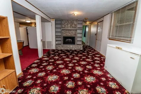 1506 Fremont Street Marshalltown IA 50158