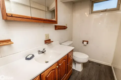 1506 Fremont Street Marshalltown IA 50158