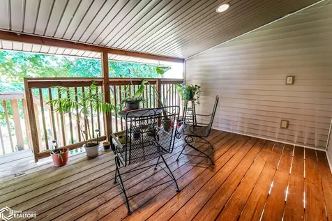 1506 Fremont Street Marshalltown IA 50158