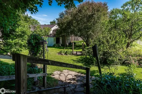 1506 Fremont Street Marshalltown IA 50158