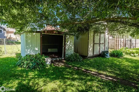1506 Fremont Street Marshalltown IA 50158