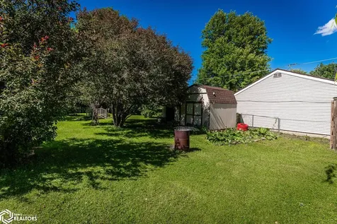 1506 Fremont Street Marshalltown IA 50158
