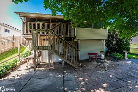 1506 Fremont Street Marshalltown IA 50158
