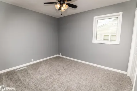 1601 Elder Drive Marshalltown IA 50158