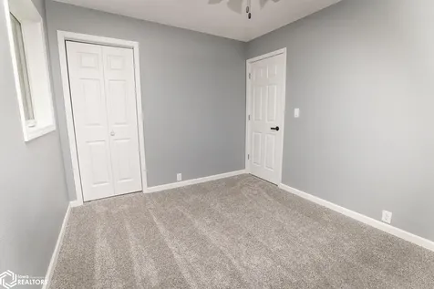 1601 Elder Drive Marshalltown IA 50158