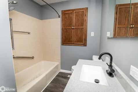 1601 Elder Drive Marshalltown IA 50158